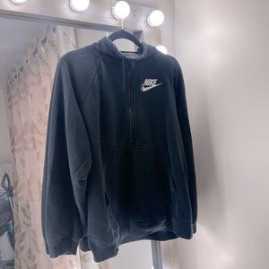 NIKE HALF ZIP